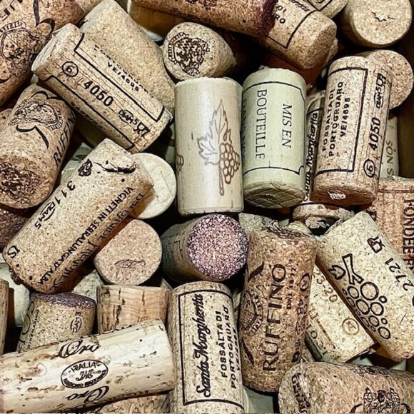 (50) Natural Used Assorted Wine Corks Collection Craft Arts Upcycle - Picture 3 of 4